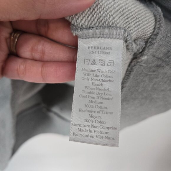 Everlane Gray 100% Human Crewneck Sweatshirt Small Graphic Women's Size Medium - Picture 9 of 10